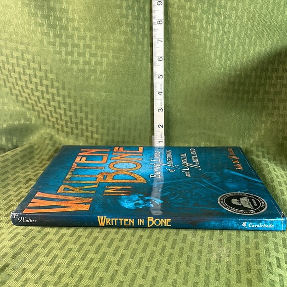 Written in Bone Buried Lives of Jamestown and Colonial Maryland Sally M. Walker - Picture 3 of 10